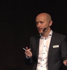 Harness The Superpowers Of Data Science Through A Business Analytics Platform - Måns Barklund