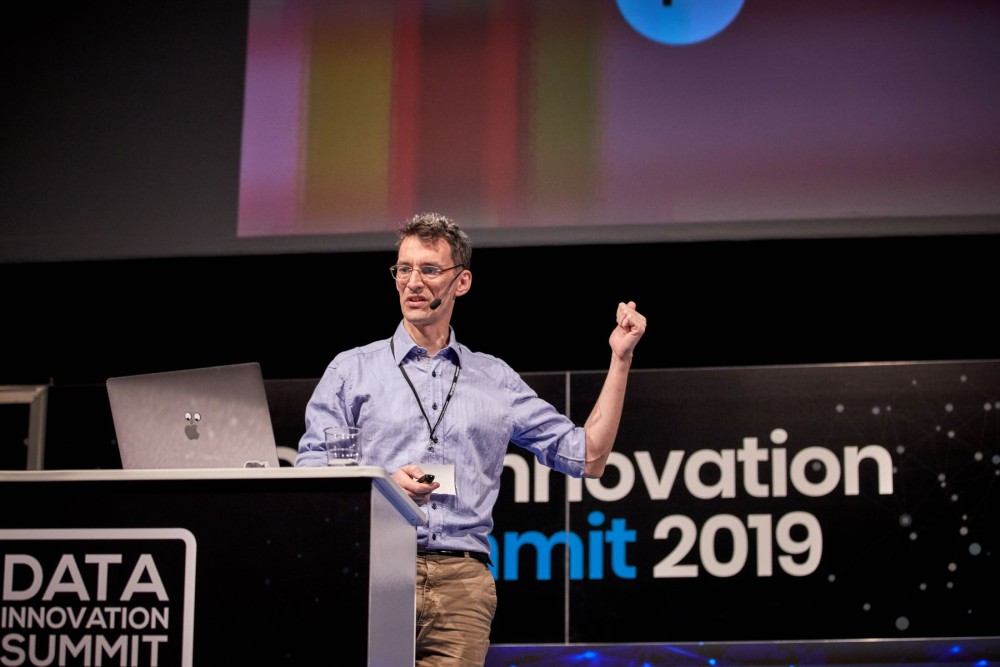 Eric Zeitler, Lead Engineer at Klarna presenting at the Data Innovation Summit 2019