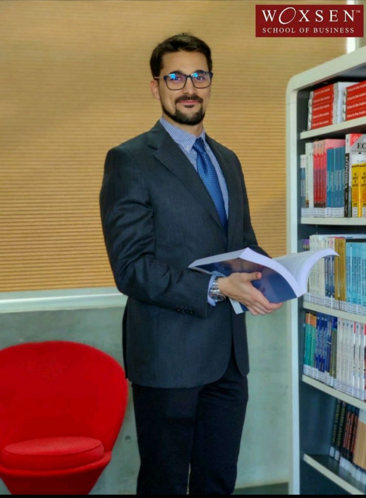 Dr. Raul V. Rodriguez, Professor at Woxsen University